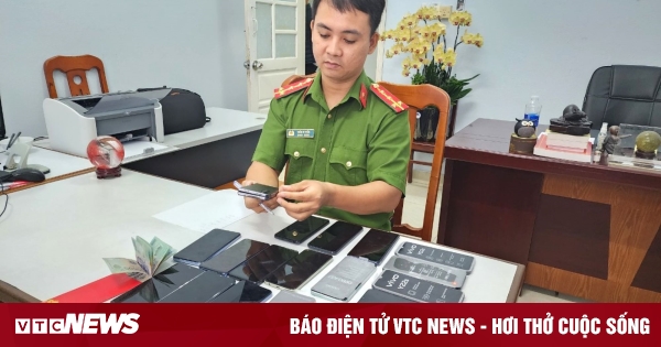 Siêu thị mất 130 điện thoại trong đêm mưa lũ ở Đà Nẵng: Bắt 5 sinh viên