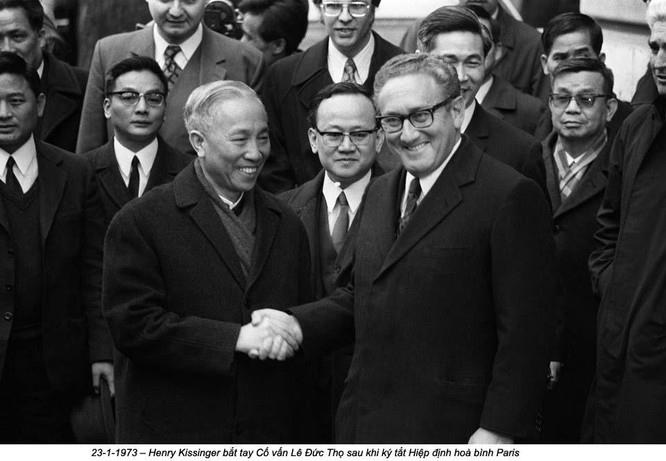 Đàm phán Paris: Chuyện ít biết về các cuộc gặp riêng Lê Đức Thọ - H.Kissinger - 1