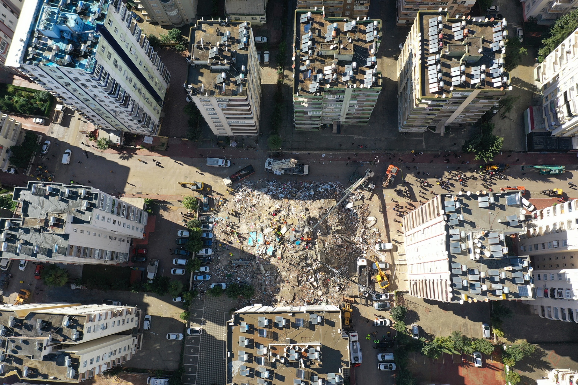 Thảm hoạ động đất ở Thổ Nhĩ Kỳ: Nạn nhân thiệt mạng tăng lên từng giờ - 11