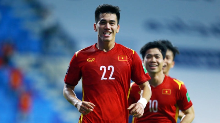 Trực tiếp bóng đá Việt Nam 2-0 Indonesia: Tiến Linh lập cú đúp - 22