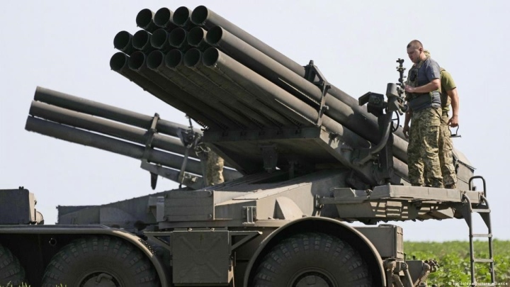 Đại sứ Ukraine: Phương Tây cung cấp cho Kiev vũ khí 'hết hạn' - 1
