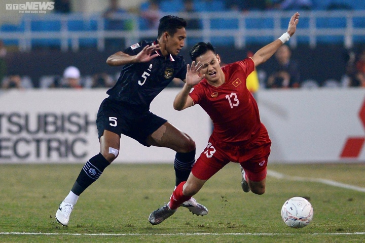 Báo Indonesia chê đội nhà mắc bẫy tuyển Việt Nam - 1