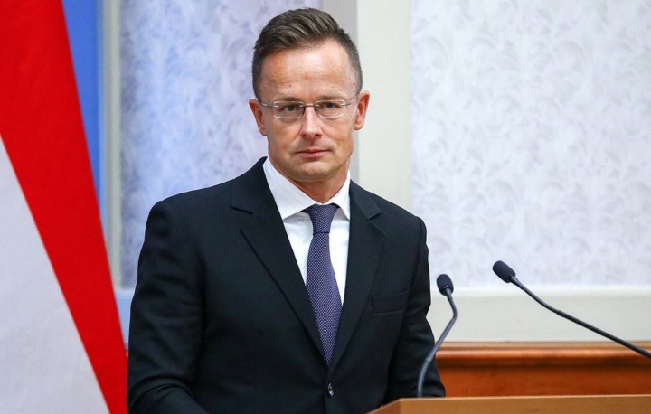 Ngoại trưởng Hungary: Kéo dài xung đột Ukraine không có lợi cho châu Âu - 1