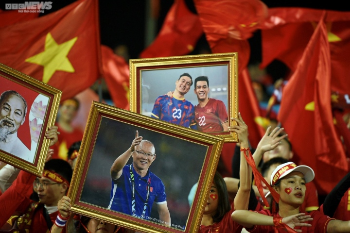 Trực tiếp đá bóng nước Việt Nam 2-2 Thái Lan: Văn Lâm cứu giúp thất bại phút 95 - 17