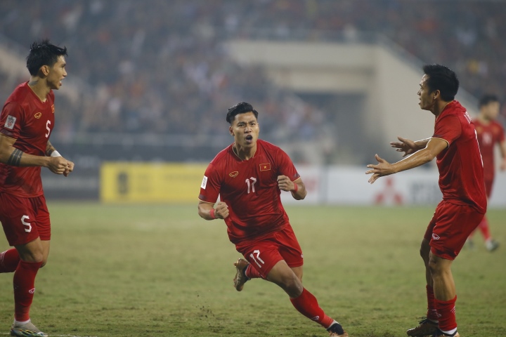 Trực tiếp đá bóng nước Việt Nam 2-2 Thái Lan: Văn Lâm cứu giúp thất bại phút 95 - 1