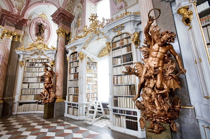 Khám phá thư viện cổ tích ‘đẹp nhất thế giới’ ở tu viện nghìn năm lịch sử - 5