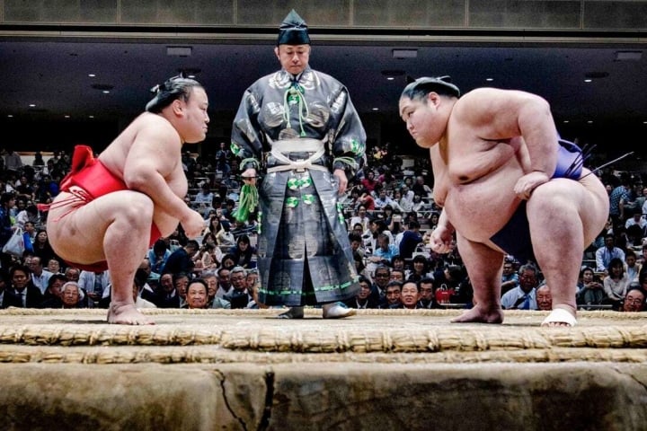 Những điều bí ẩn về võ sĩ Sumo Nhật Bản - Ảnh 1.