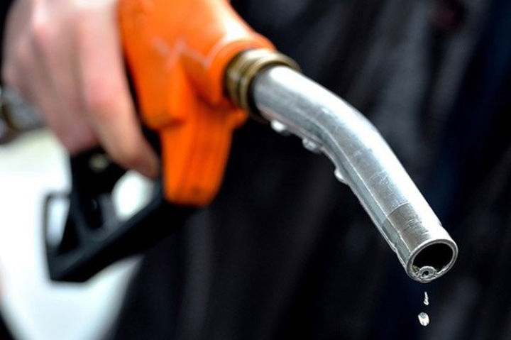 Bộ Công Thương yêu cầu rà soát cấp phép đại lý xăng dầu sau loạt sai phạm - 1