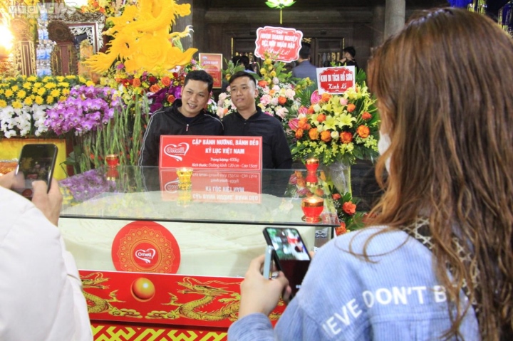 Cặp bánh kỷ lục Guinness Việt Nam tại Lễ hội đền Trần Thái Bình - Ảnh 9.