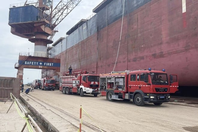 Nguyên nhân tàu biển phát nổ khiến 8 công nhân bị thương ở Quảng Ninh - 1