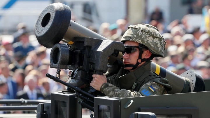 Mỹ công bố khoản viện trợ quân sự mới trị giá 2 tỷ USD cho Ukraine - 1