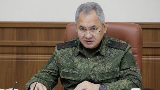 Bộ trưởng Quốc phòng Nga nêu khả năng mở rộng hoạt động quân sự ở Ukraine - 1