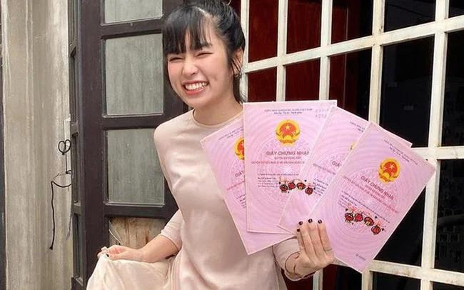 Hot girl Đỗ Khánh Vân tự lì xì bản thân 4 cái sổ đỏ vào ngày đầu năm - 2
