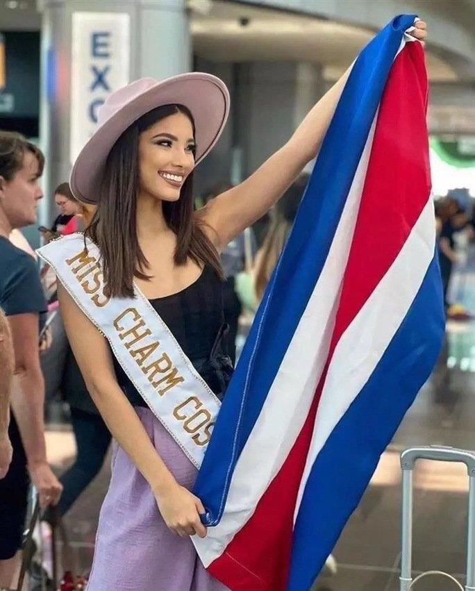 Đại diện Việt Nam thi Miss Charm 2023 là ai? - 4
