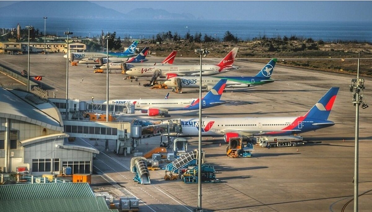 Năm 2023, hãng hàng không nào được cấp nhiều slot sân bay nhất? - 1