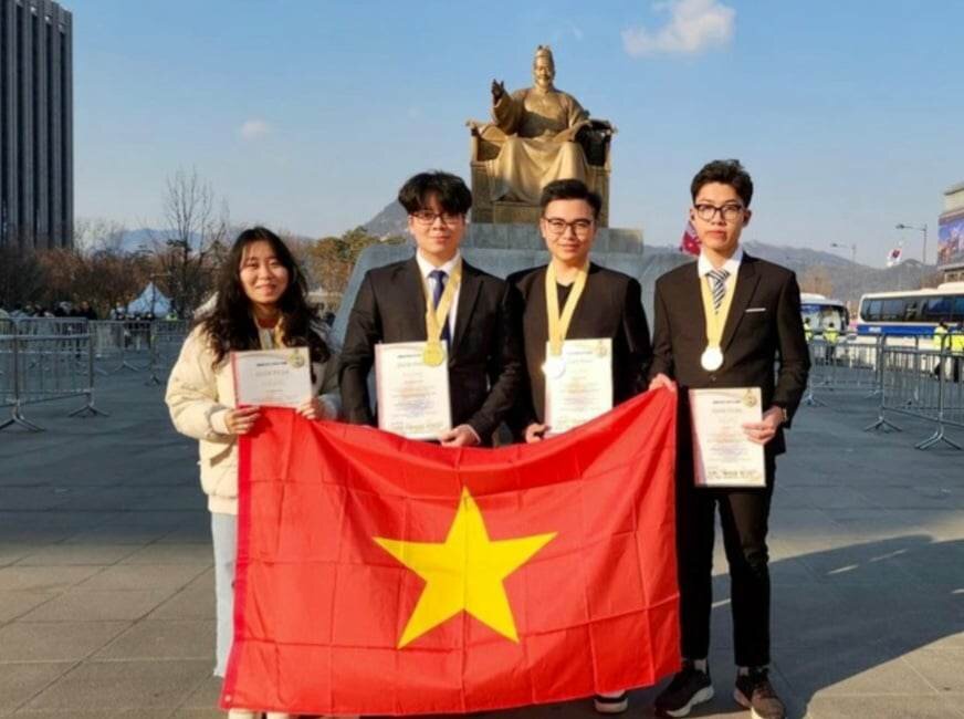4 học sinh trung học đoạt Huy chương Vàng Olympic Phát minh và Sáng tạo thế giới - 1