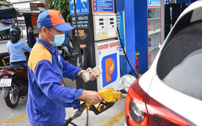 Bộ Tài chính đề nghị Bộ Công Thương giảm bớt trung gian phân phối xăng dầu - 1