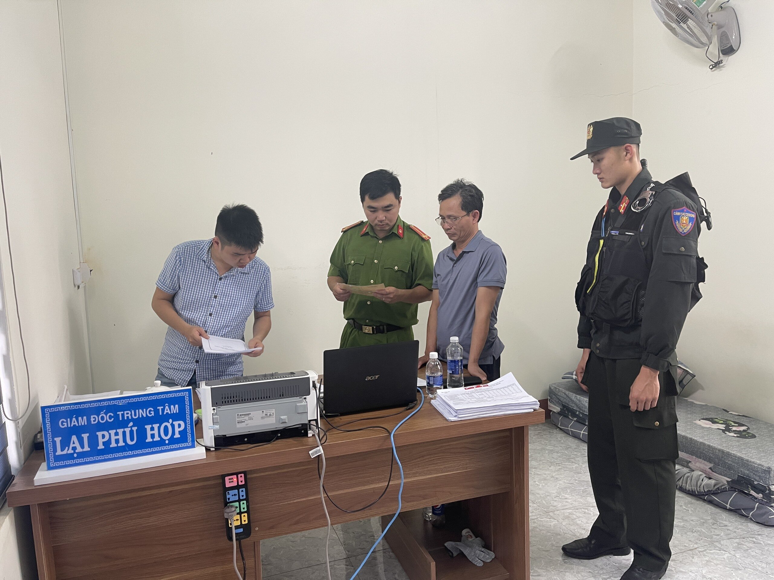 Giám đốc trung tâm đăng kiểm ở Đắk Lắk bị bắt - 2